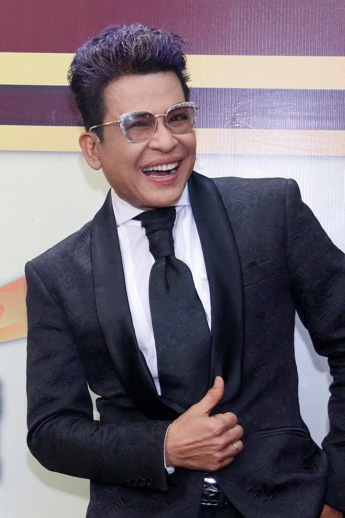 MC Thanh Bạch ngoài công việc dẫn chương trình còn tham gia đứng lớp để truyền đạt kỹ năng cho các thế hệ trẻ.