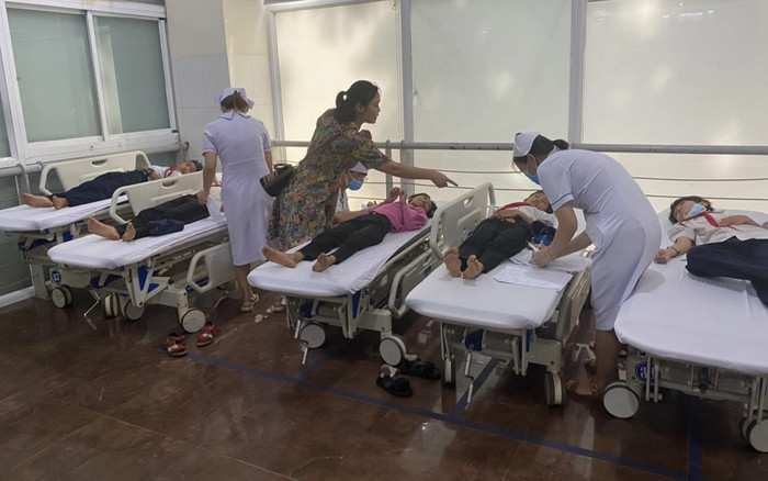 17 học sinh nhập viện sau khi uống trà sữa, chủ quán nhận cái kết đắng Ảnh 2