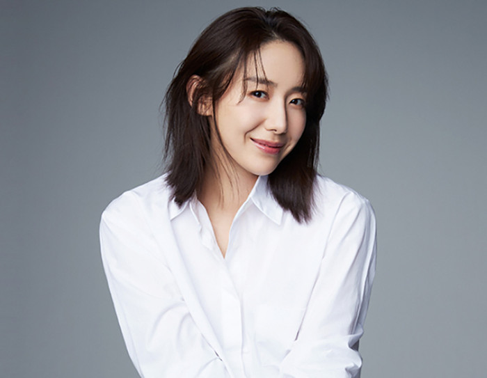 Yoon Jung Hee là sao nữ đình đám của làng giải trí Hàn Quốc.