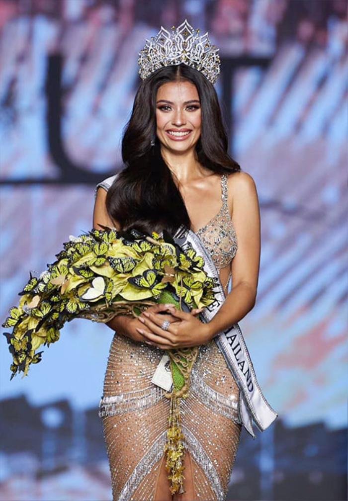 Có đến 4 nàng hậu quốc tế từ bỏ danh hiệu tìm đường đến Miss Universe? Ảnh 4