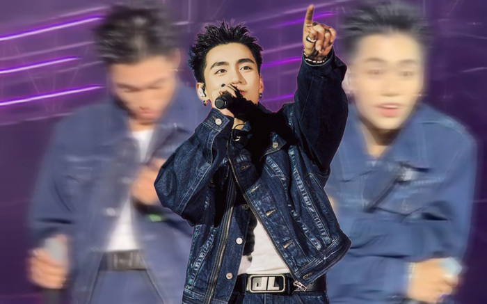 MONO bị khán giả ném đồ vào người khi đang hát trên sân khấu: Nam ca sĩ phản ứng ra sao? Ảnh 2