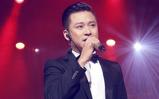 Tuấn Hưng từng chia sẻ thư mời biểu diễn tại một sự kiện bên lề Super Bowl 2024.