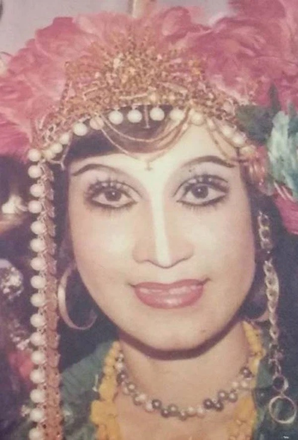 Nghệ sĩ cải lương Hoa Mỹ Hạnh là một trong những cô đào nổi tiếng.