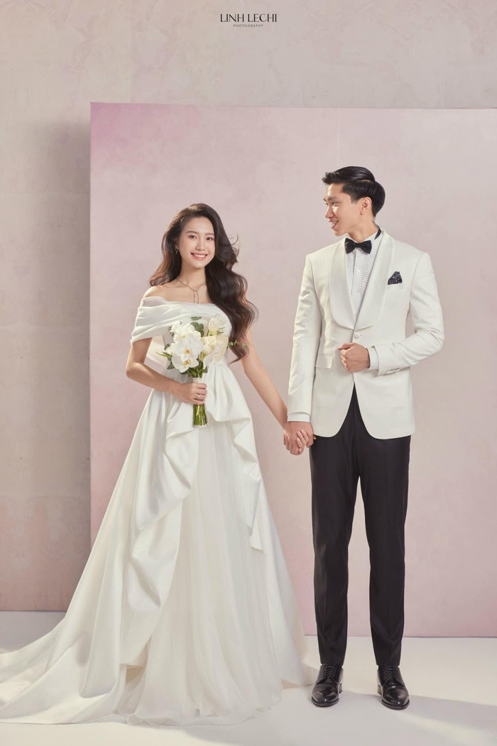 Đoàn Văn Hậu chính là người chủ động theo đuổi Doãn Hải My, bởi cô chính là mẫu người mà anh luôn tìm kiếm.