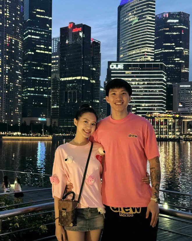 Đoàn Văn Hậu ấn tượng với bà xã ngay từ lần gặp đầu tiên.