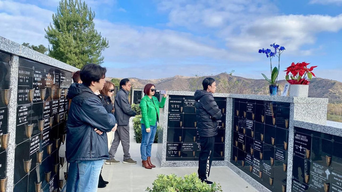 Việc làm bà xã nghệ sĩ Chí Tài làm tưởng nhớ chồng khiến khán giả không khỏi xúc động.