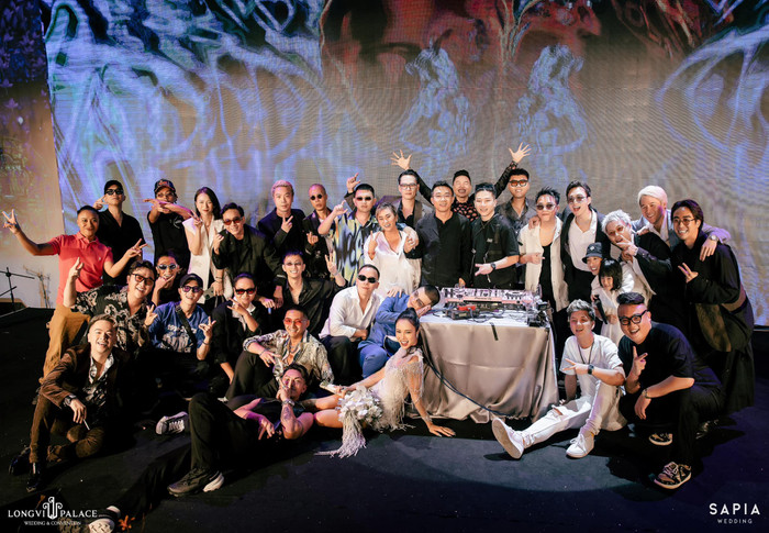 Đám cưới của Cường Seven và Vũ Ngọc Anh đã quy tụ nhiều nghệ sĩ nổi tiếng trong thị trường âm nhạc hiện nay (Ảnh: Sapia)