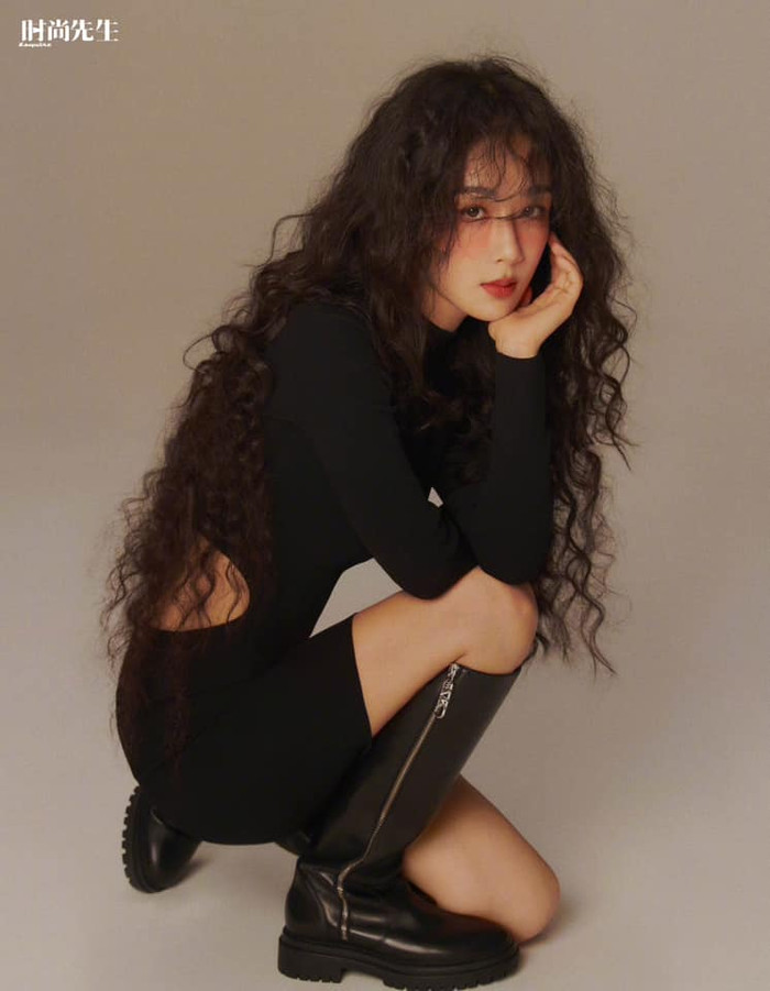 Tạo hình đẹp lạ của nàng tiểu hoa