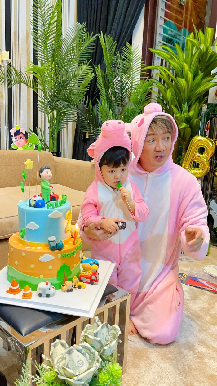 'Đốn tim' trước loạt câu hỏi của quý tử, Đàm Vĩnh Hưng có cách trả lời chứng tỏ là ông bố 'nghiện' con Ảnh 3