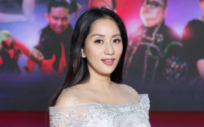 Sau tin vui mang thai, 'nữ hoàng Dancesport' Khánh Thi tiếp tục đảm nhận vị trí Viện trưởng 1 trường ĐH Ảnh 2