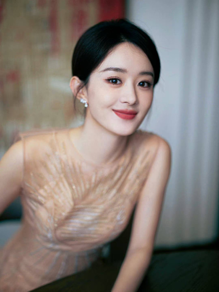  Mặt mộc Triệu Lệ Dĩnh ở độ tuổi U40 gây ngỡ ngàng, 'không có cửa' so với Dương Mịch, Lưu Diệc Phi Ảnh 3