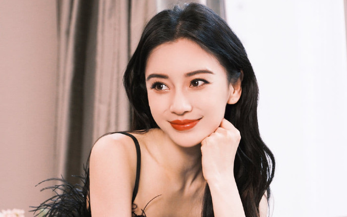 Angelababy: Chỉ ăn những món yêu thích, mặc váy phải chỉnh eo tới 12 cm Ảnh 2
