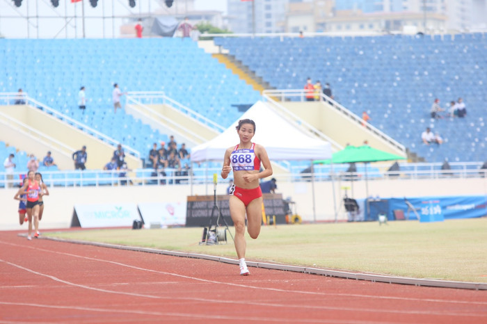  Xuất sắc giành HCV thứ 4 ở Campuchia, Nguyễn Thị Oanh đi vào lịch sử SEA Games Ảnh 1