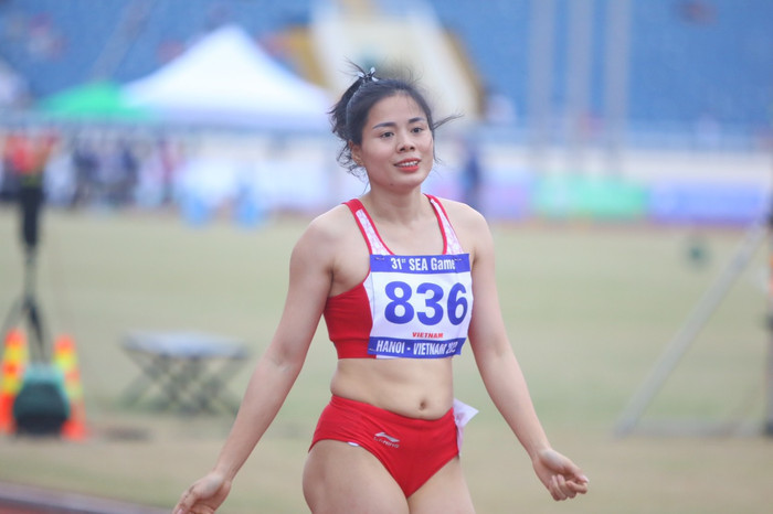  Nguyễn Thị Huyền viết tiếp siêu kỷ lục ở SEA Games Ảnh 1