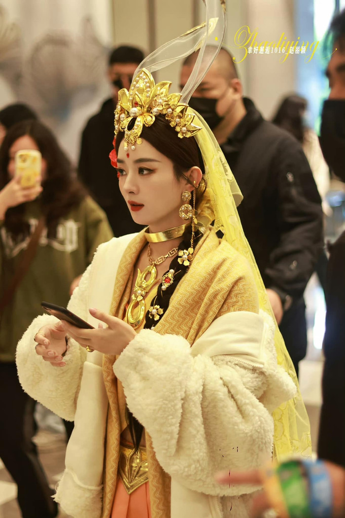  Triệu Lệ Dĩnh và Lâm Canh Tân xác nhận yêu đương chỉ với một chi tiết Ảnh 4
