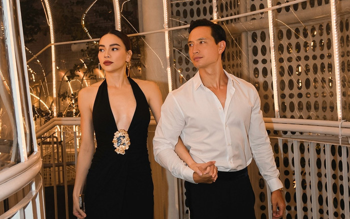 Hồ Ngọc Hà diện đầm trễ nải khoe 'cặp tuyết lê' cạnh Kim Lý, nhưng có điểm sai sai Ảnh 2