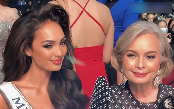 Cựu Hoa hậu Hoàn vũ da bóng như 'gương soi' ở tuổi 70 Ảnh 2