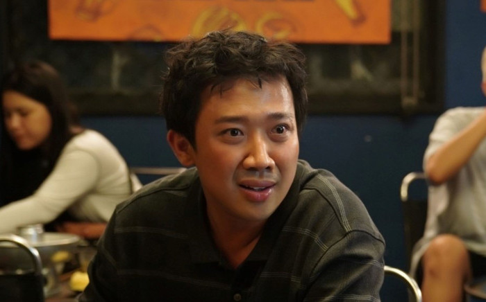 Trấn Thành thắng Đạo diễn xuất sắc với Nhà Bà Nữ, Hari Won xúc động thay mặt chồng lên nhận giải Ảnh 2