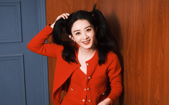 Diện tone đỏ thế nào để không bị “chìm”? - Khám phá bí kíp phối đồ đầy khí chất của Triệu Lệ Dĩnh Ảnh 2