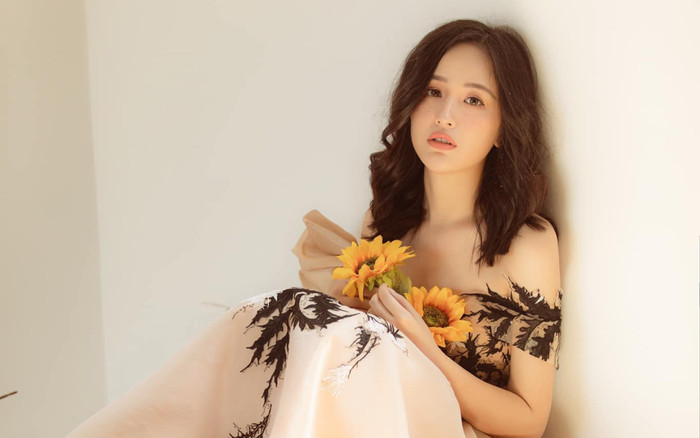 Liên tiếp gặp vấn đề về sức khỏe, tinh thần bất ổn Mai Phương Thúy hiện tại ra sao? Ảnh 2