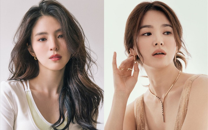 Chụp chung với thầy giáo, Song Hye Kyo khiến fan choáng váng vì nhan sắc 10 năm trước Ảnh 2
