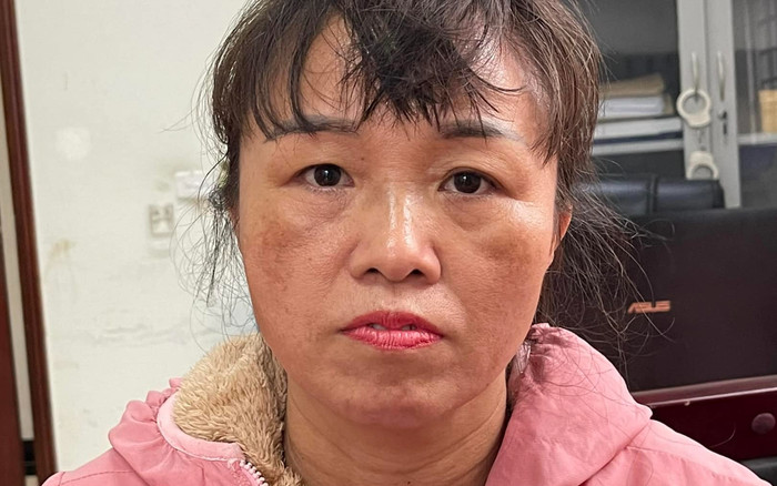 Nữ nhân viên phục vụ quán cơm và danh tính phía sau khiến tất cả sốc nặng Ảnh 2