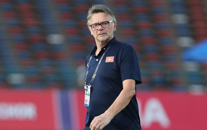 Sự trùng hợp kỳ lạ: 'Phù thuỷ trắng' cần tránh 'vết xe đổ' của HLV Gotz Ảnh 2