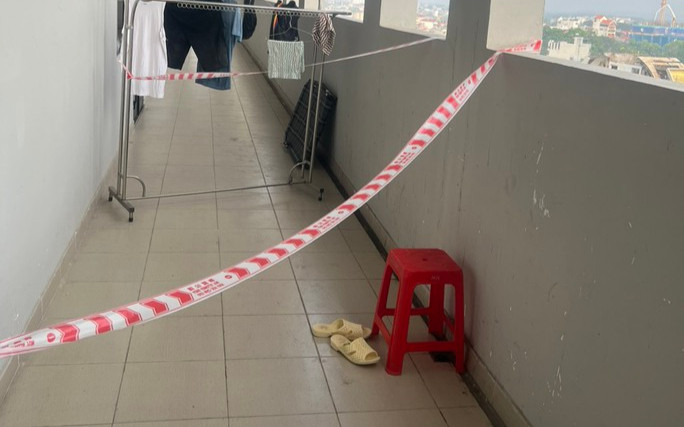 Nam bệnh nhân tử vong sau khi nhảy xuống từ tầng 10 của Bệnh viện Ảnh 2