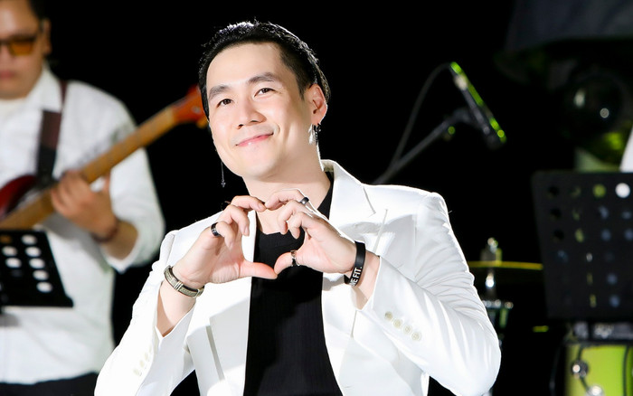 Ca sĩ Khánh Phương: 'Làm nghệ sĩ sẽ có cuộc sống dư dả nếu như họ không... phá tiền!' Ảnh 2