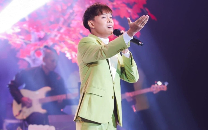 Choáng trước số tiền 'khủng' Hồ Văn Cường nhận được trong mỗi đêm diễn Ảnh 2