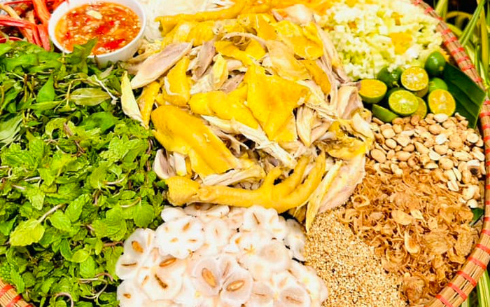 Hội chị em yêu bếp đua nhau trổ tài món gỏi gà măng cụt: Toàn mâm gỏi trông vừa đẹp mắt vừa ngon miệng Ảnh 2