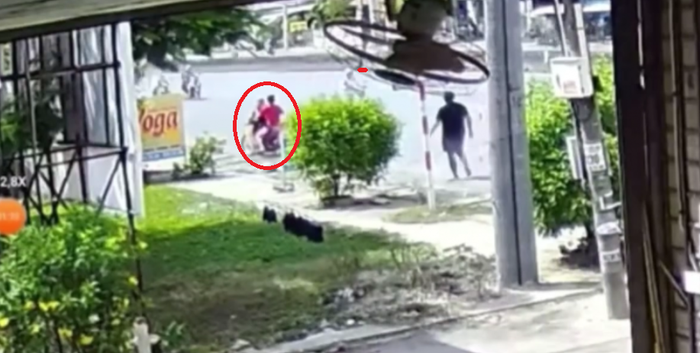 Trộm và gia chủ chở nhau trên chiếc xe đi bắt trộm 