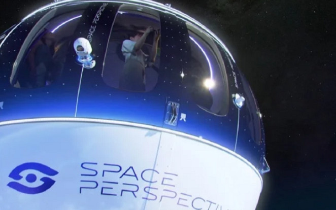 Tổ chức lễ cưới ngoài không gian Ảnh 2