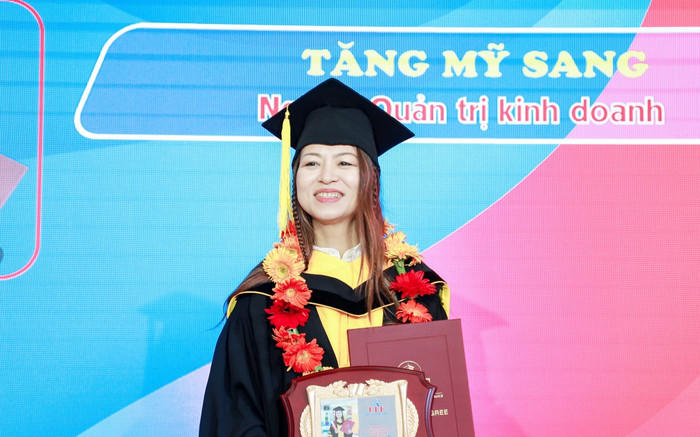 Tân Tiến sĩ với thành tích nghiên cứu dày dặn, sở hữu gần 10 bài báo khoa học trên tạp chí Scopus Ảnh 2