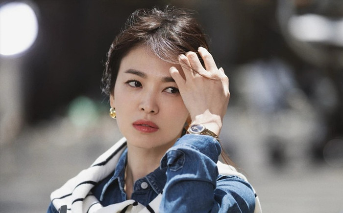 Song Hye Kyo bị khui đang có 'tình ý' với một ngôi sao, là ai mà khiến dân tình rần rần? Ảnh 2