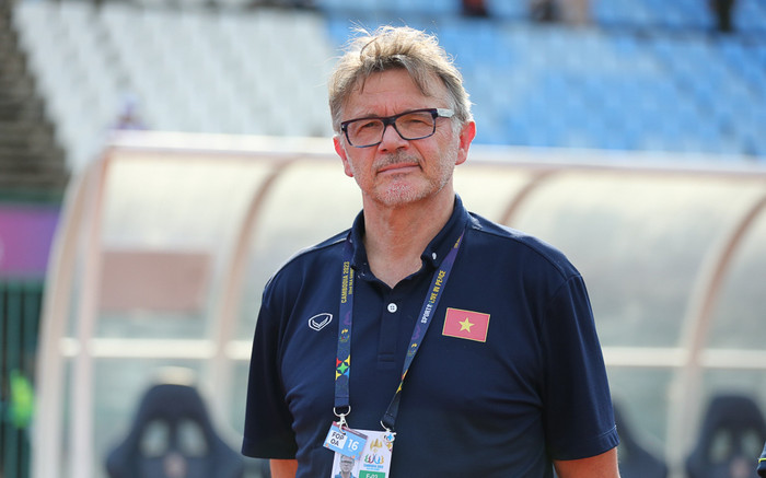 Triết lý của ông Troussier, hay 'canh bạc triệu đô' về giấc mơ World Cup Ảnh 2