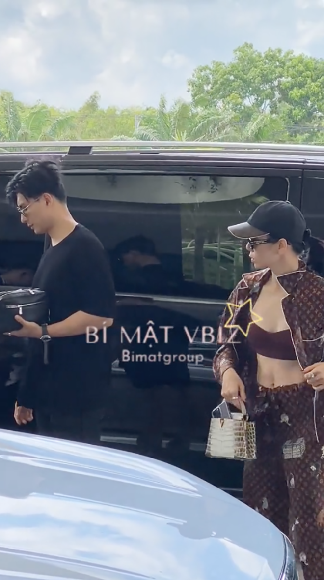 Lệ Quyên tiếp tục gây tranh cãi khi diện pijama 'nửa kín nửa hở'. (Ảnh, clip: TikTok Bí Mật Vbiz)