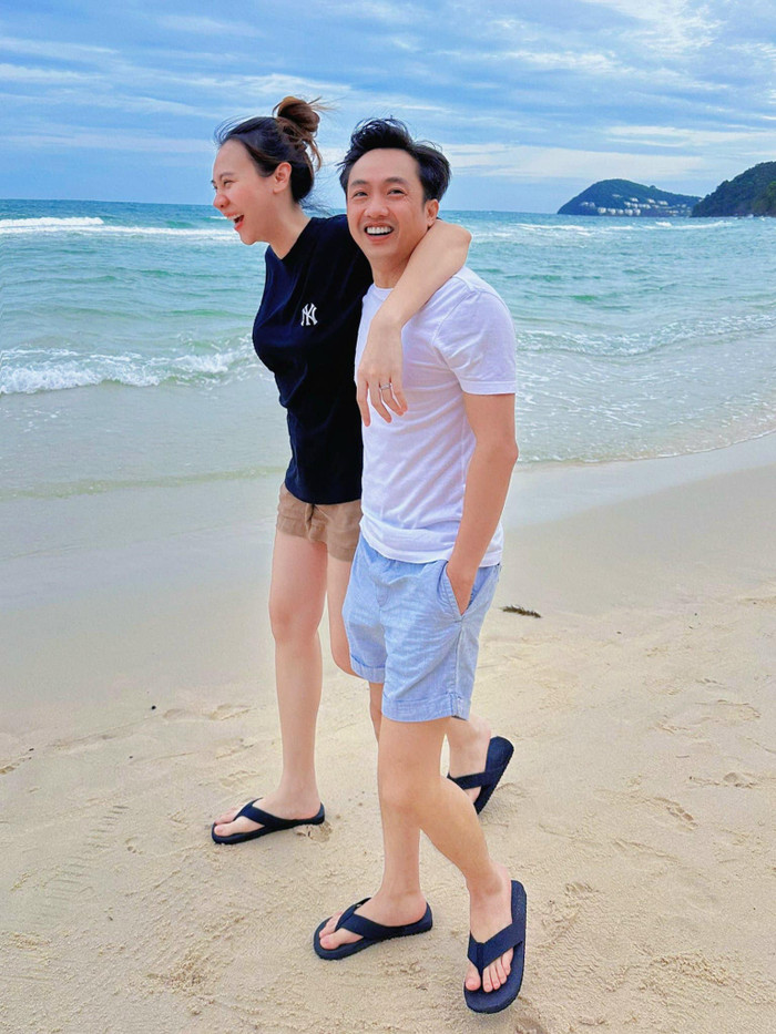 Cặp đôi vàng trong làng showbiz, sở hữu lượng fan khủng nhất, nhì Vbiz.