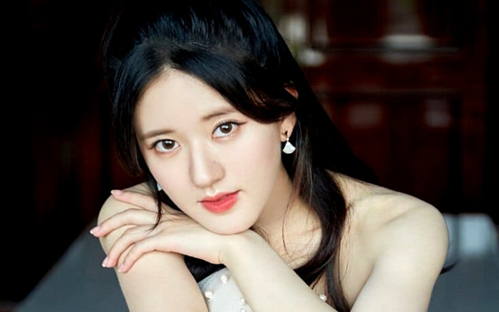 Triệu Lộ Tư khiến cả ê-kíp làm phim phải lùi lịch ghi hình tận nửa năm, nhà sản xuất nói gì? Ảnh 2