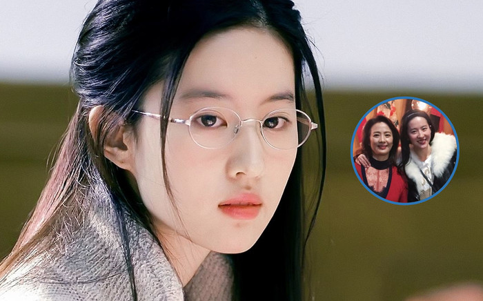 Sửng sốt với nhan sắc của mẹ Lưu Diệc Phi: Đỉnh cấp thế này bảo sao 'thiên tiên' tự nhận xấu nhất nhà Ảnh 2