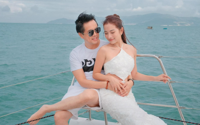 Không phải ông xã Dương Khắc Linh, Sara Lưu lần đầu song ca cùng gương mặt 'tưởng lạ mà quen' Ảnh 2