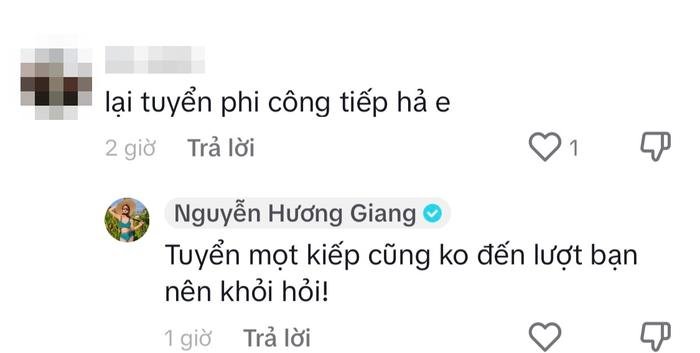 Hậu chia tay Đình Tú, Hương Giang đáp trả ra sao khi bị nói tuyển tiếp 'phi công'? Ảnh 3