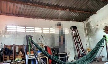 Cảnh tượng 'ớn lạnh' trong ngôi nhà của người đàn ông ở Mỹ Tho Ảnh 1