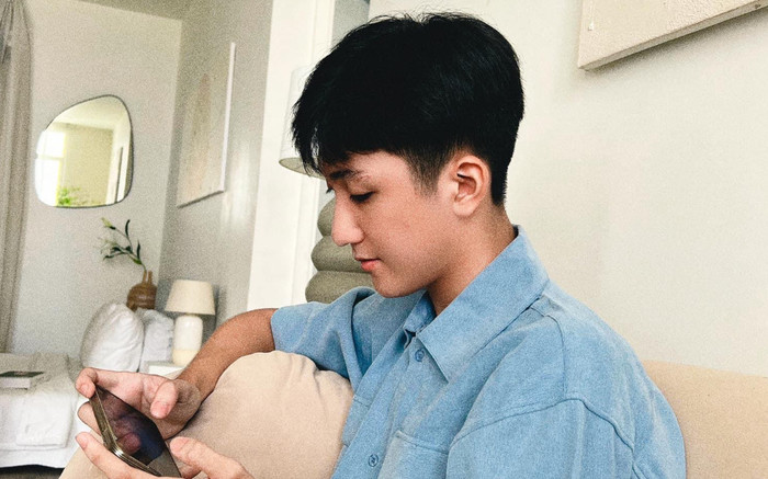 Khả Ngân khoe ảnh em trai, dân tình liên tục 'apply' làm em dâu Ảnh 2