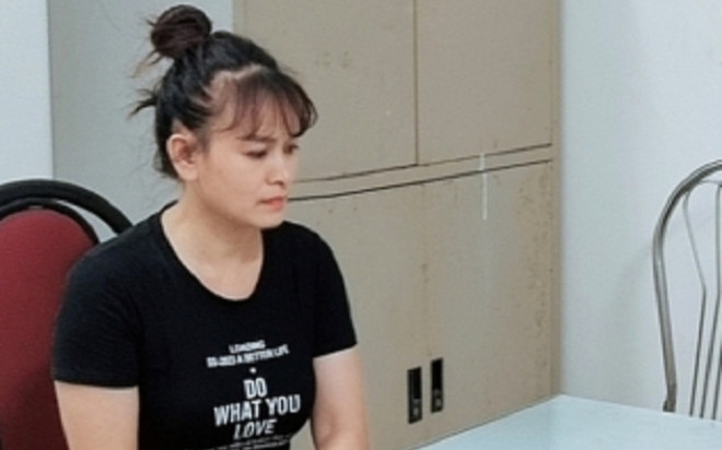 Bắt quả tang người phụ nữ xinh đẹp làm chuyện xấu trên đường phố Hải Phòng Ảnh 2