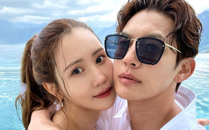 Lee Da Hae - Se7en liên tục phát 'cẩu lương' trong chuyến đi hưởng tuần trăng mật Ảnh 2