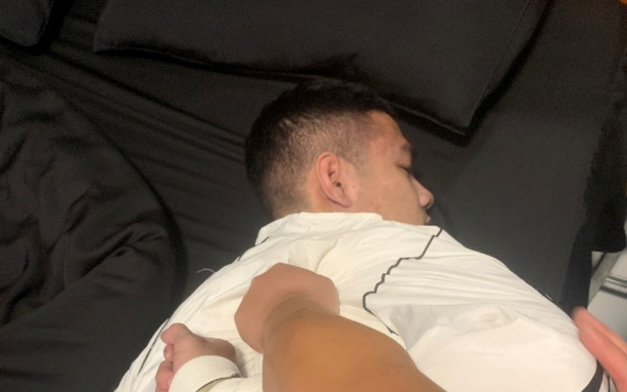 Thanh niên hỏi mua 2 vòng vàng tặng sinh nhật bạn gái rồi làm ra chuyện đáng xấu hổ sau đó Ảnh 2