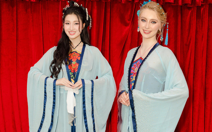 Á hậu Phương Nhi - Miss International 2022 'đọ sắc' với trang phục tứ thân: Thúy Kiều, Thúy Vân là đây! Ảnh 2