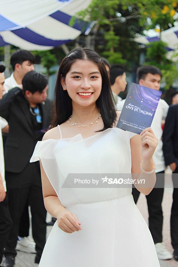 Hứa Ngọc Bảo Châu có những cảm xúc đặc biệt khi tham dự prom năm nay