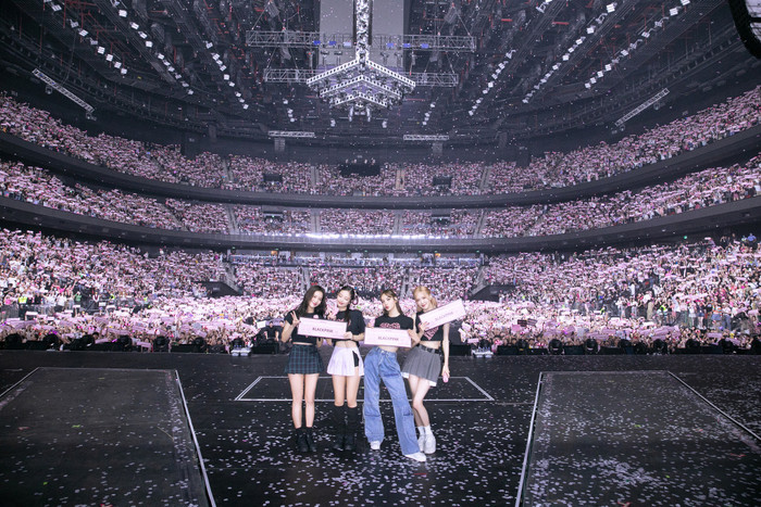  Concert của Blackpink xảy ra xô xát, người hâm mộ bất bình vì 1 chuyện Ảnh 1